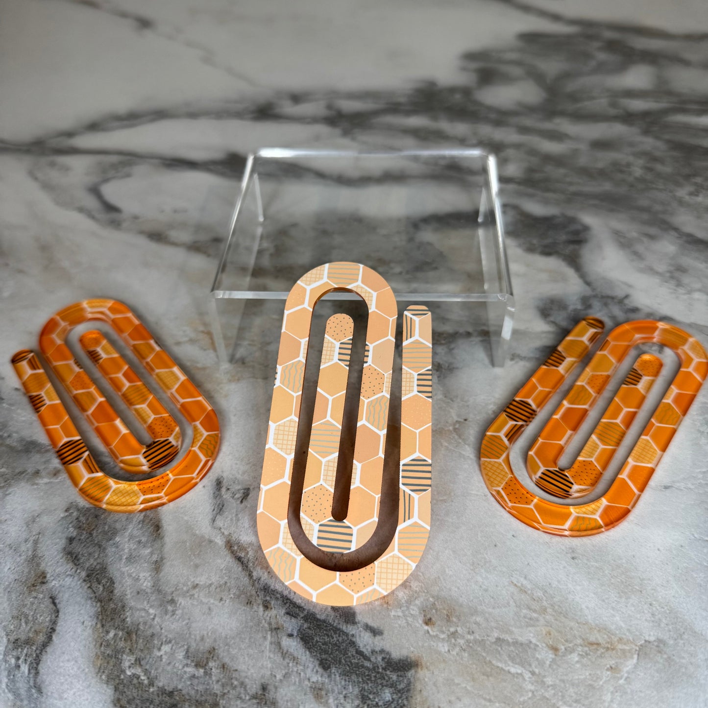 Jumbo Paperclip - Honeycomb