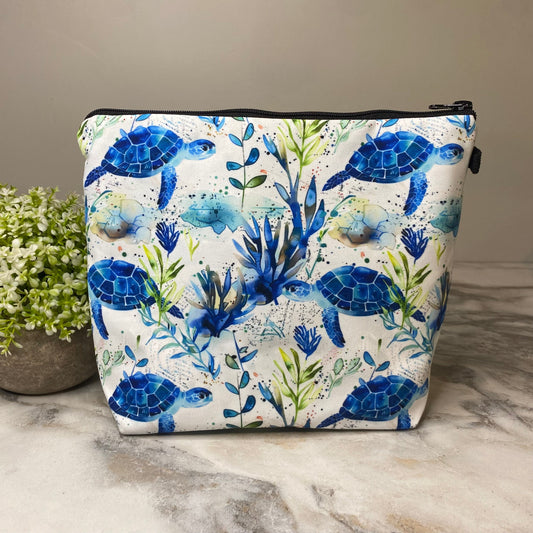 Pouch XL - Blue Sea Turtle