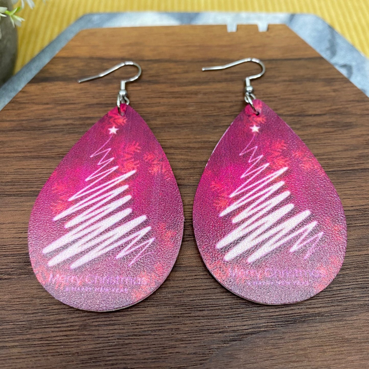 Faux Leather Earrings - Christmas - Merry Christmas Tree Berry