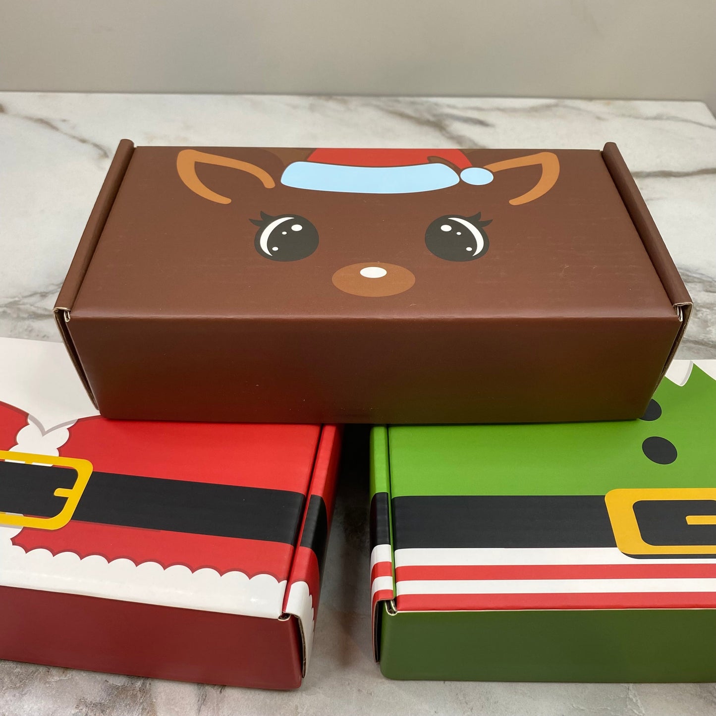 Christmas Gift Box with Crinkle Paper - Medium