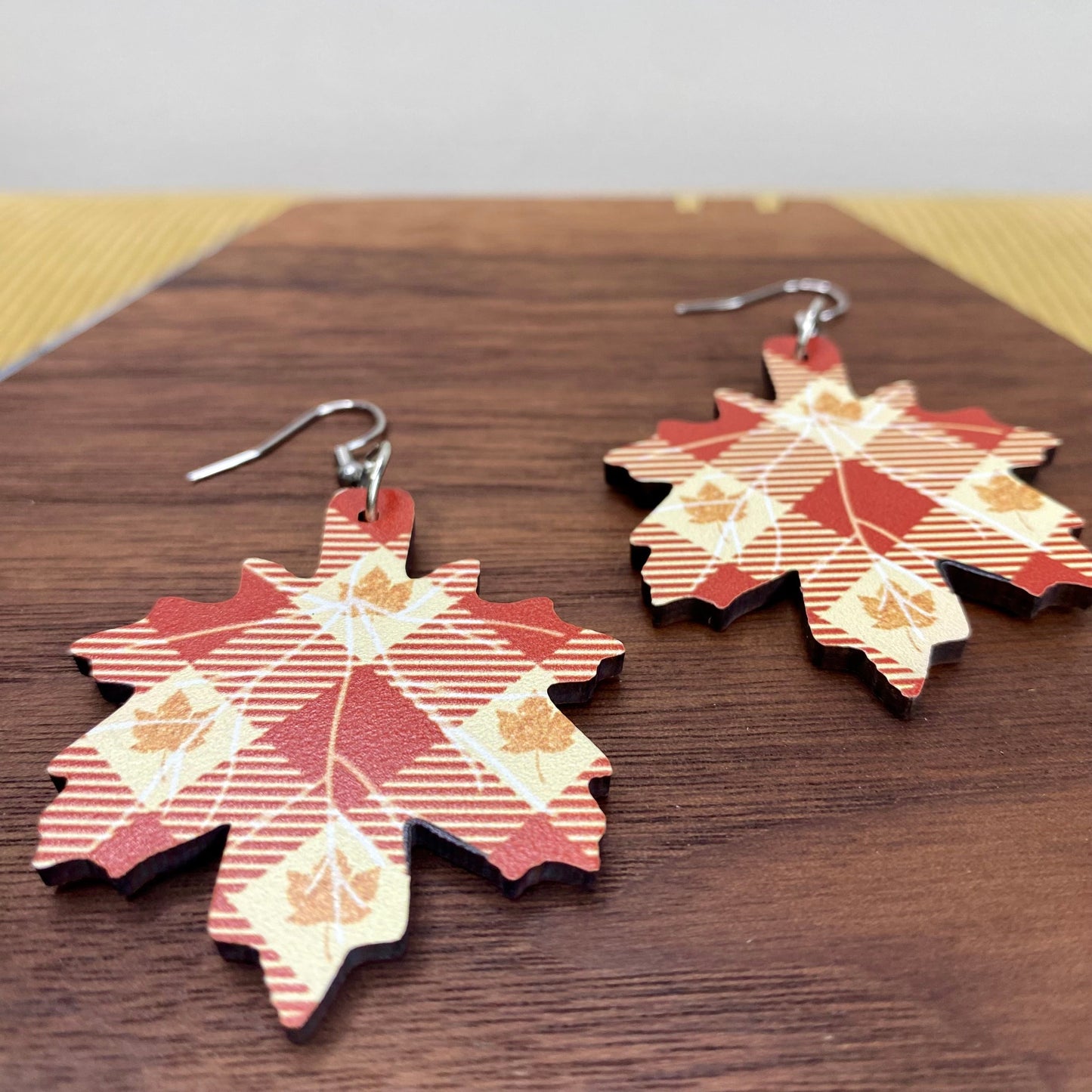 Wooden Dangle Earrings - Fall - Plaid Leaf